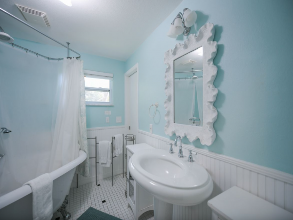 Three Bedroom Lido Key Vacation Home Sleeps Eight Guests